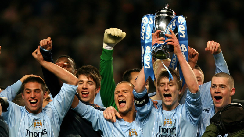 埃贝尔：不理解关于诺伊尔的争论，本赛季他一直是我们的支柱（埃贝尔：对诺伊尔的争议难以理解，本季他始终是球队支柱）