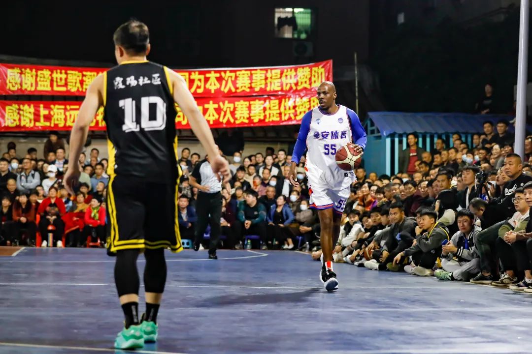 美加墨世界杯详细赛程公布 揭幕战北京时间6月12凌晨3时进行（2026美加墨世界杯赛程出炉：揭幕战北京时间6月12日凌晨3点开球）