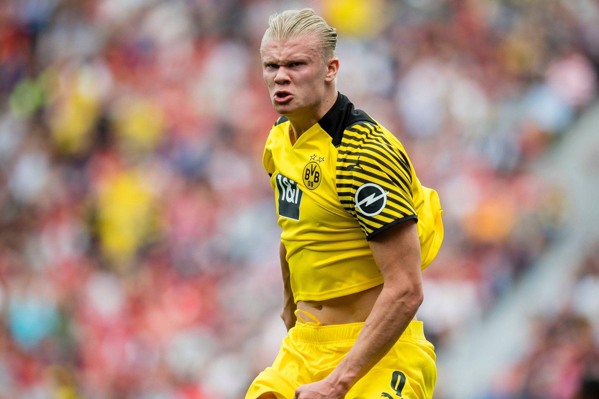 逐渐复苏！班凯罗低开高走贡献18分7篮板4助攻（状态回暖！班凯罗先抑后扬砍下18分7篮板4助攻）