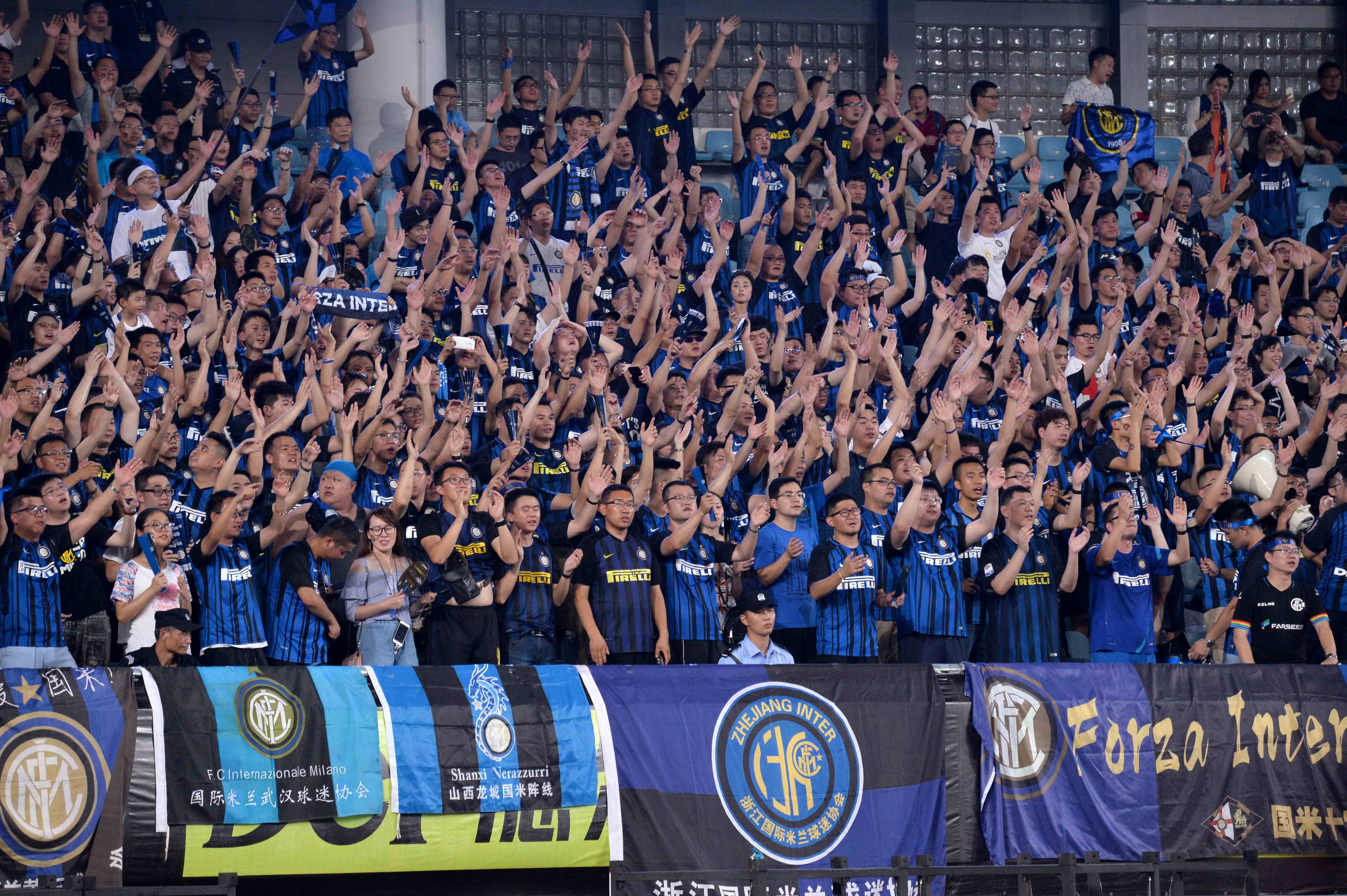 圣吉罗斯主帅：我们展现出了勇气和激情，对球队表现感到满意（圣吉罗斯主教练：球队展现勇气与激情，我对表现满意）