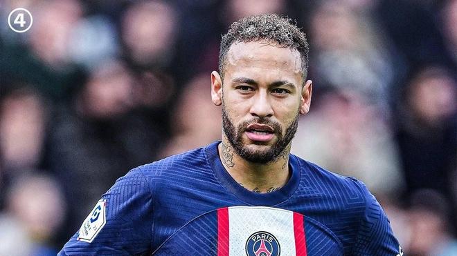 美因茨后卫科尔德甲生涯第9次染红，成德甲历史染红最多球员（美因茨后卫科尔德甲生涯第9张红牌，升至联赛历史染红第一人）