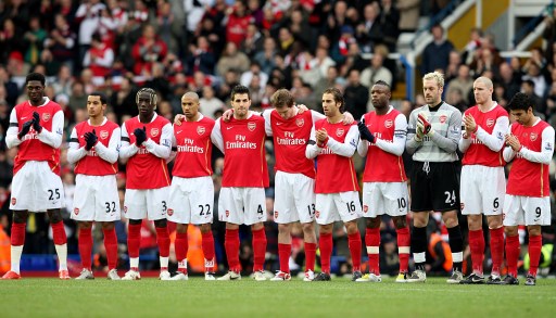 梅西没想到，C罗确认退役时间半月多，就做出与贝克汉姆一样选择（梅西没料到，C罗确认退役时间半月后竟做出与贝克汉姆相同的选择）