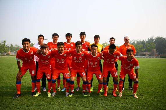 德天空：阿森纳关注法兰克福边锋巴霍亚，对方标价7000万欧（德天空：阿森纳有意法兰克福翼锋巴霍亚，后者要价达7000万欧元）