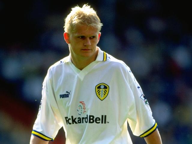 姆巴佩妙传卡马文加破门！皇马客场2-0领先毕巴，中场前关键进球打懵对手（半场前关键一击！姆巴佩送妙传卡马文加破门，皇马客场2-0领先毕尔巴鄂）